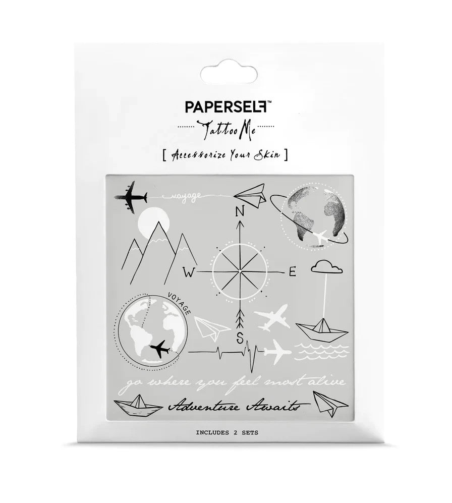 Temporäre Tattoos mit Reise- und Abenteuer-Motiven wie Kompass, Flugzeuge, Papierflieger, Berge, Erde und Segelboote