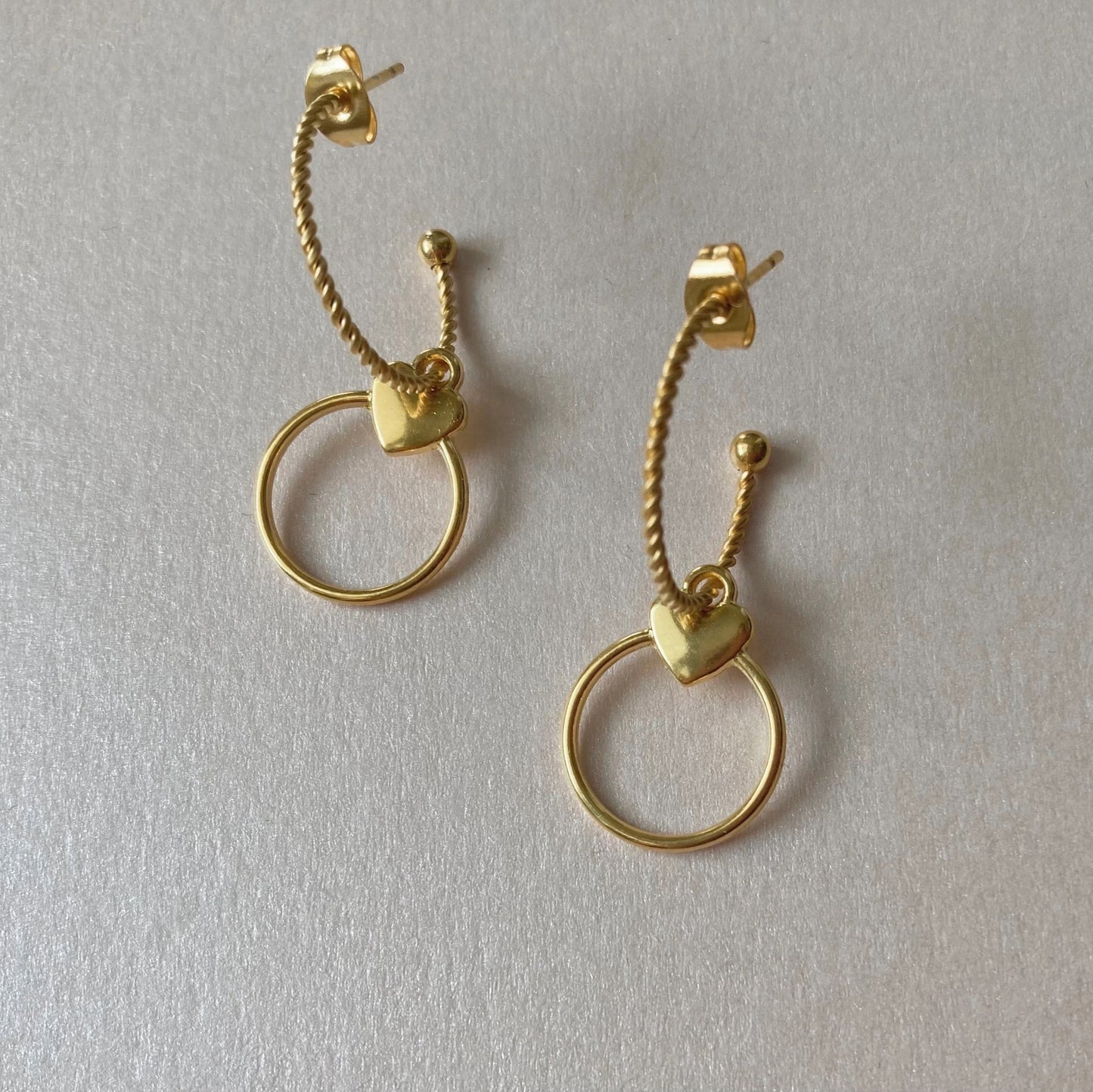 Ohrstecker Creolen mit Herzen