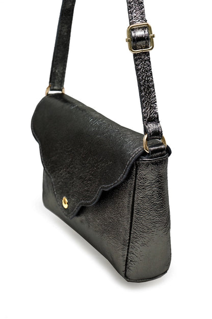 handtasche von der Seite