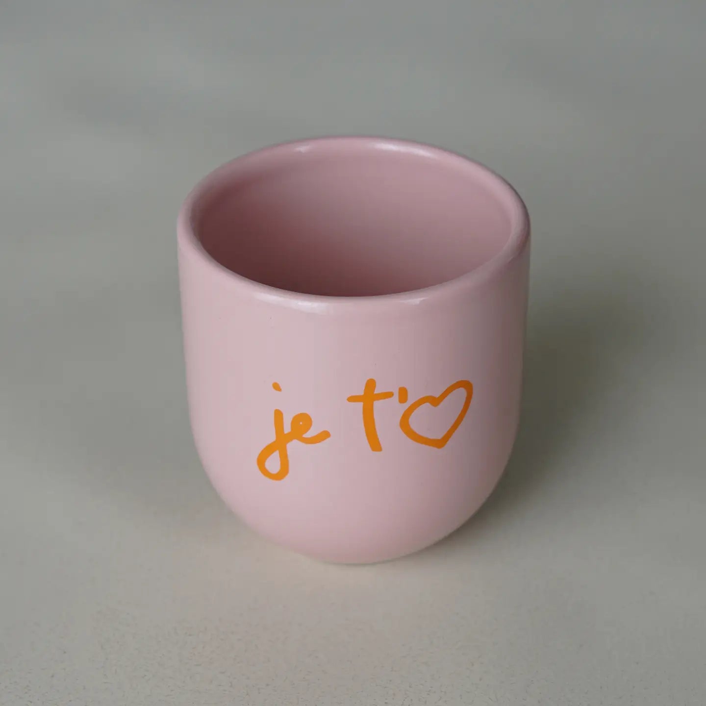 Becher Sisi House of Style mit Aufschrift In rosa