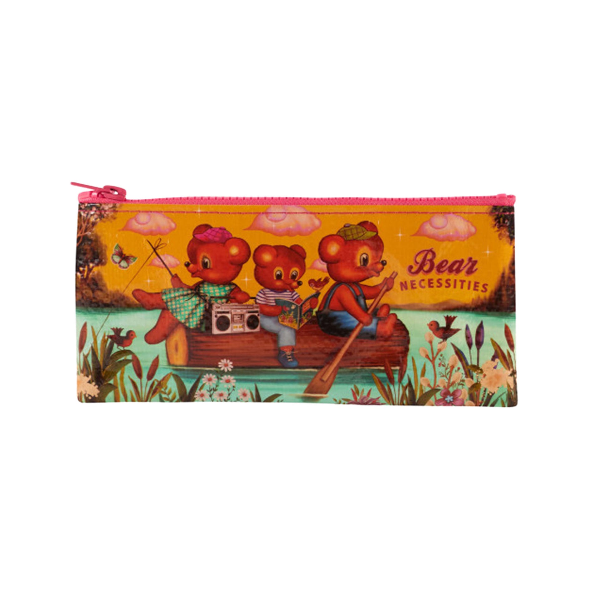Schlankes Blue Q Federmäppchen aus recyceltem Kunststoff mit Retro-Bären-Illustration auf einem Baumstamm im Wasser und dem Schriftzug Bear Necessities