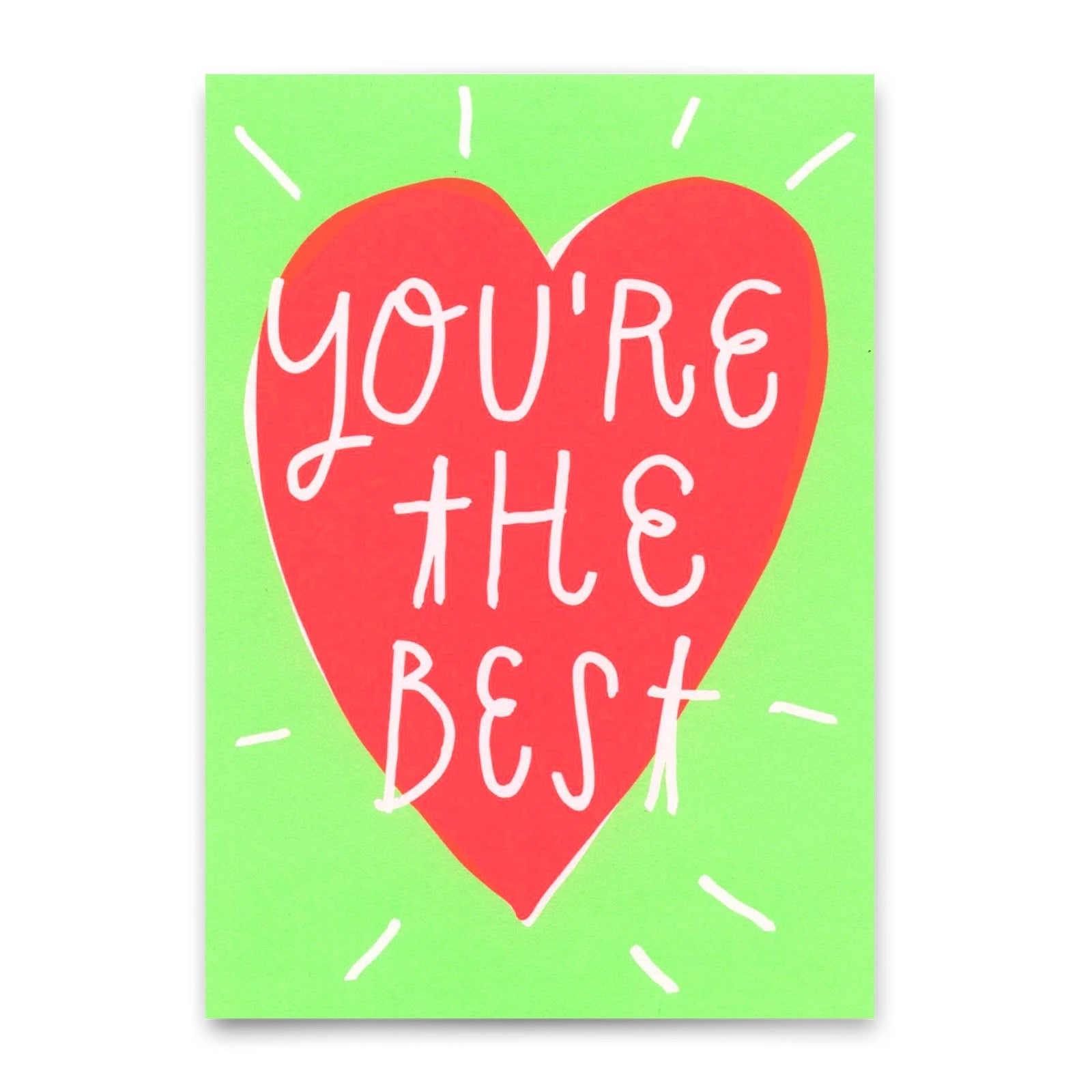 Auf der Postkarte ist ein Rotes Herz mit weißer Schrift 'YOU'RE THE BEST' auf grünem Hintergrund, umgeben von weißen Strahlen.