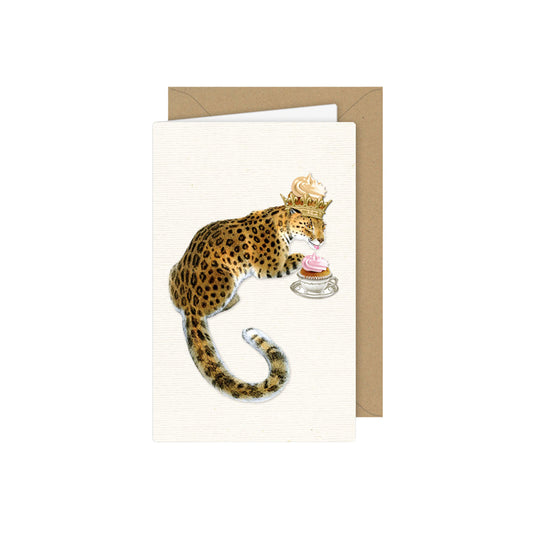 KLEINE GLÜCKSBOTEN Grußkarte Leopard mit Cupcake | 85 x 134 mm