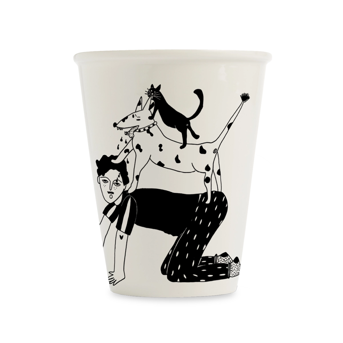 helen b Design-Becher aus Porzellan mit humorvoller Illustration einer Person mit Hund und Katze auf dem Rücken