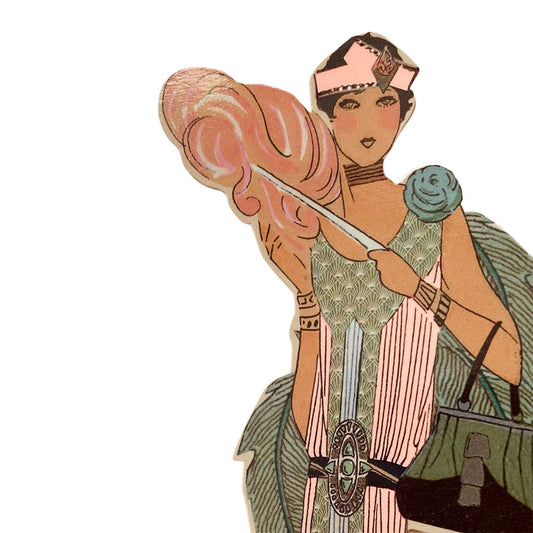 Ein einzelnes Lesezeichen, das eine elegante Frau im pastellgrünen und rosafarbenen Fransenkleid mit einer großen, rosa Feder und passendem Stirnband zeigt.