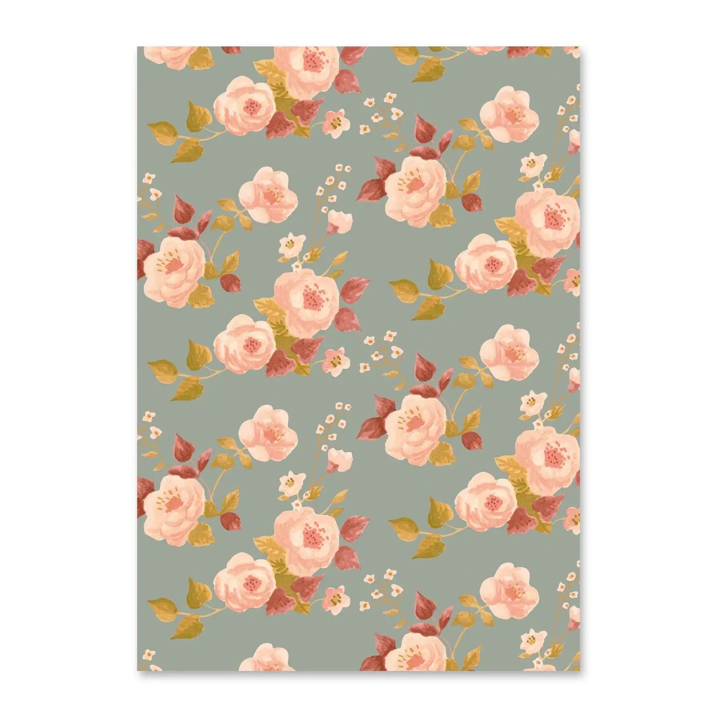 Ein flächendeckendes, illustriertes Muster aus pfirsichfarbenen und hellrosa Rosen mit grünen Blättern. Die Blüten sind in verschiedenen Größen gleichmäßig auf einem dezenten, graublauen Hintergrund verteilt, ergänzt durch kleine weiße Akzentblüten.