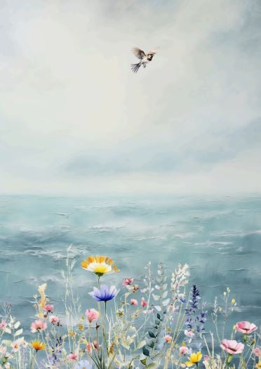 Eine Landschaft mit einem blauen Ozean im Hintergrund und bunten Blumen im Vordergrund. Ein Vogel fliegt über das Wasser.