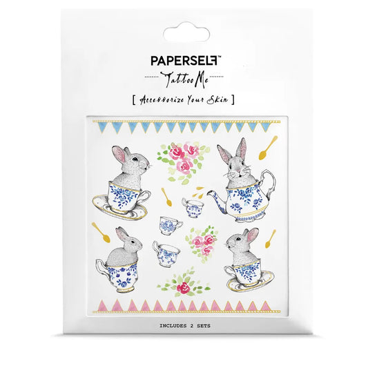 Temporäre Tattoos mit Hasen in blauen Teetassen, Teekanne, goldenen Löffeln und Rosenmotiven von PAPERSelf