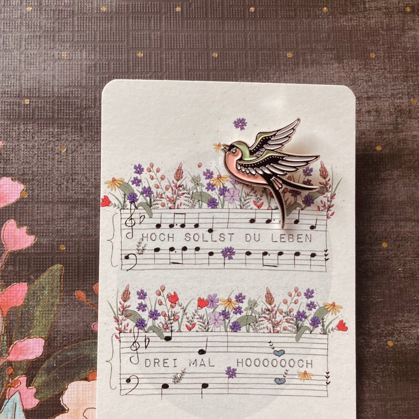 Vogel pin mit karte 