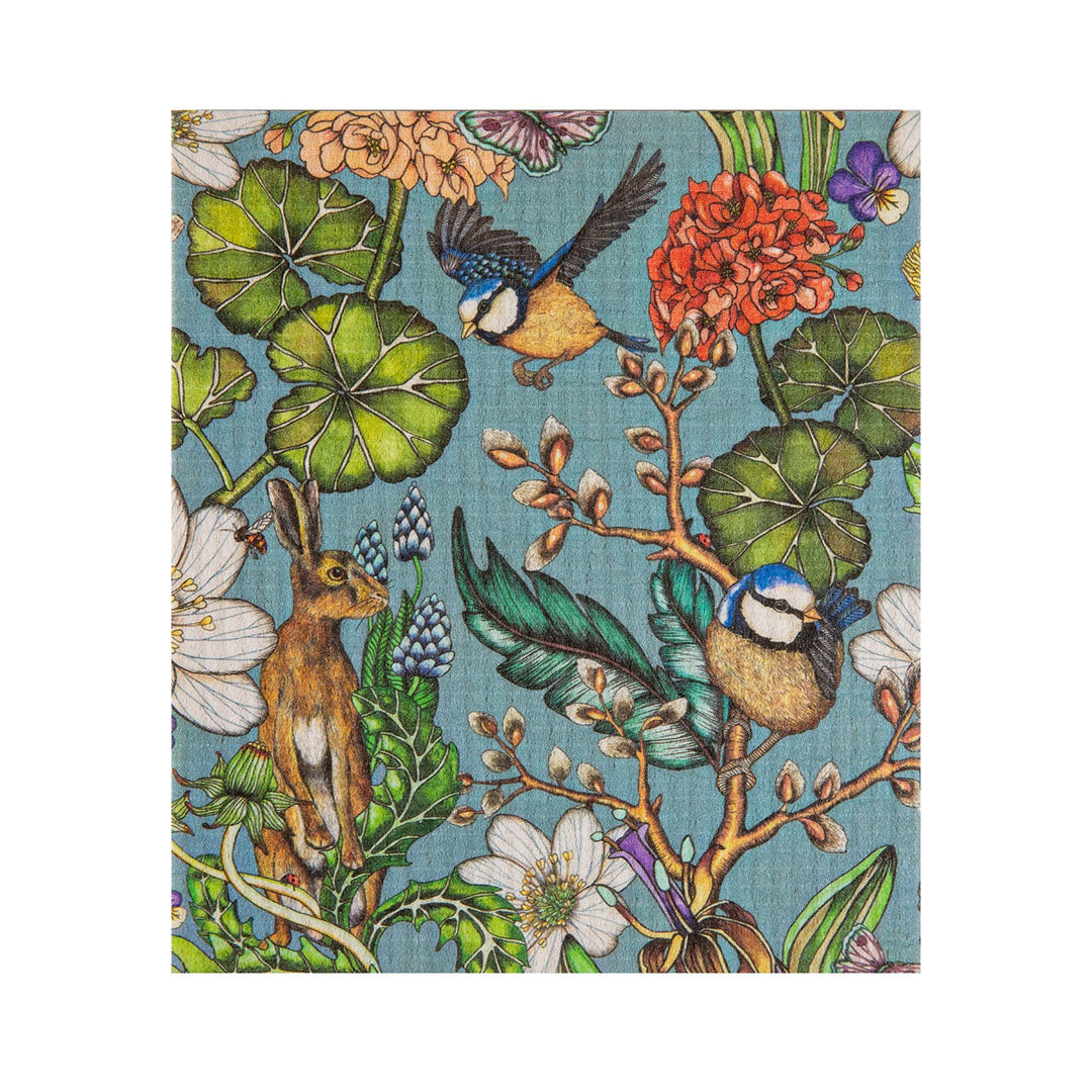 Spültuch im skandinavischen Design mit zwei Blaumeisen, einem braunen Hasen und Pflanzen auf einem taubenblauen Hintergrund.